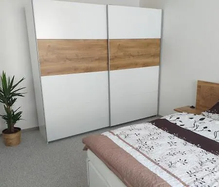 Apartmán Clean & Comfortable 3 Flat Near Old Town Iihf